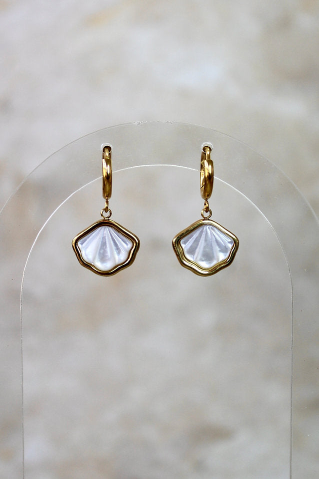 Pearly Resin Shell Huggies