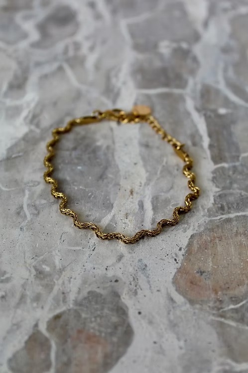 Viola Chain Bracelet
