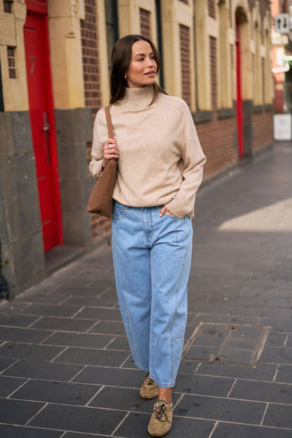 Demi Barrel Jean - Vintage Blue