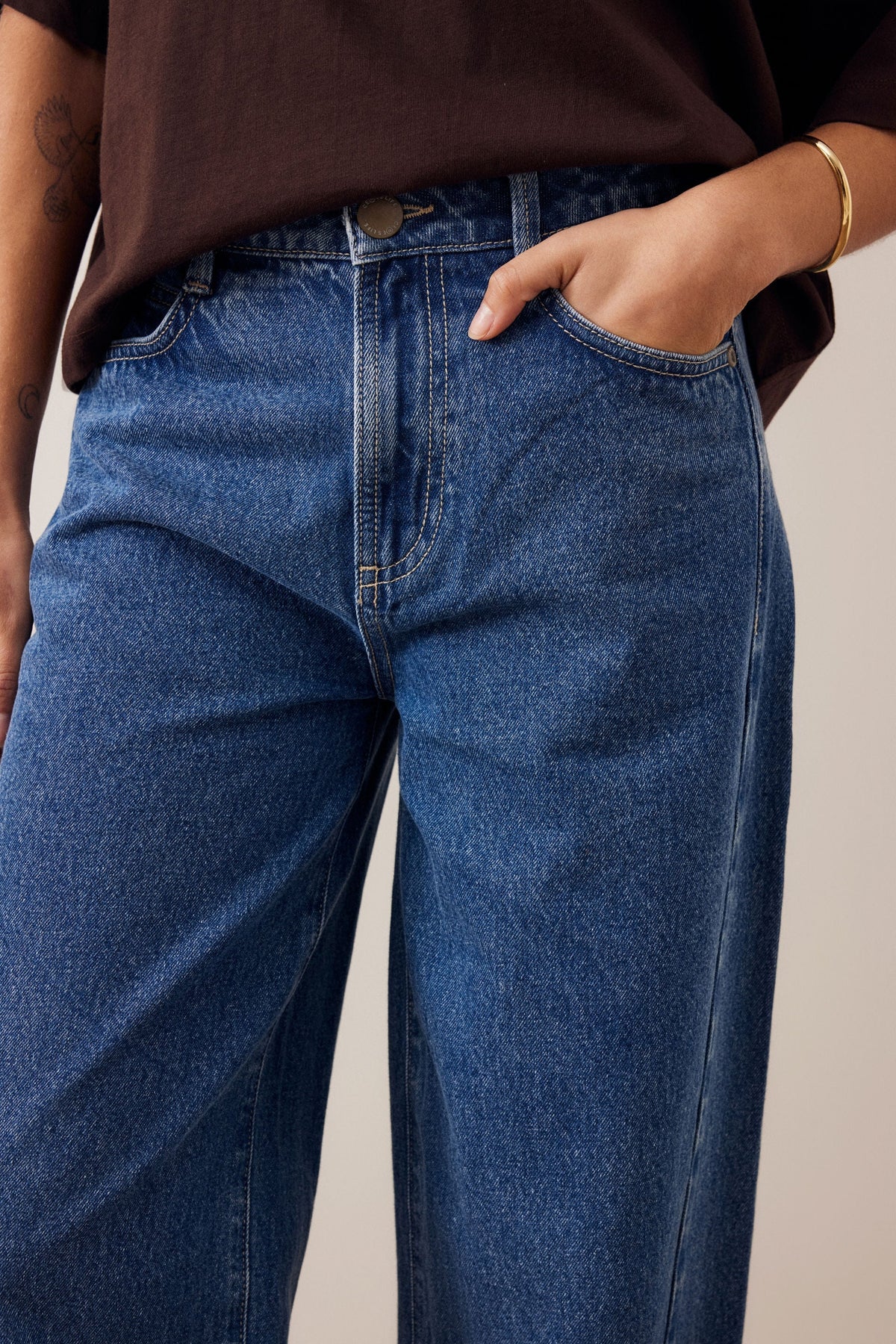 Leah Tapered Barrel Jean
