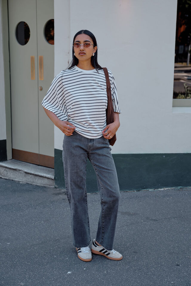 Sydney Straight Leg - Washed Black