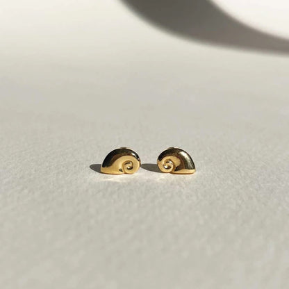 Nautilus Stud