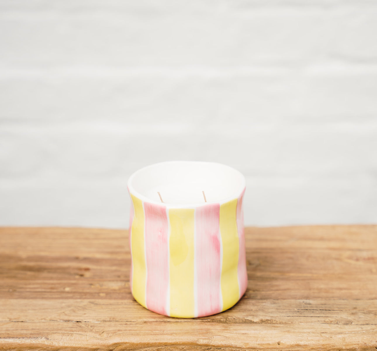 Noss & Co Candle Medium