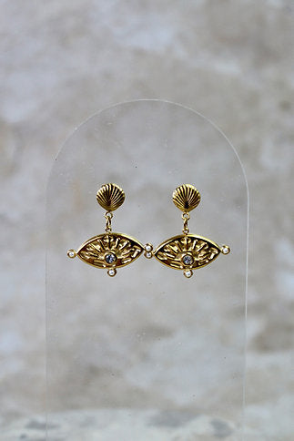 Freya Shell Studs